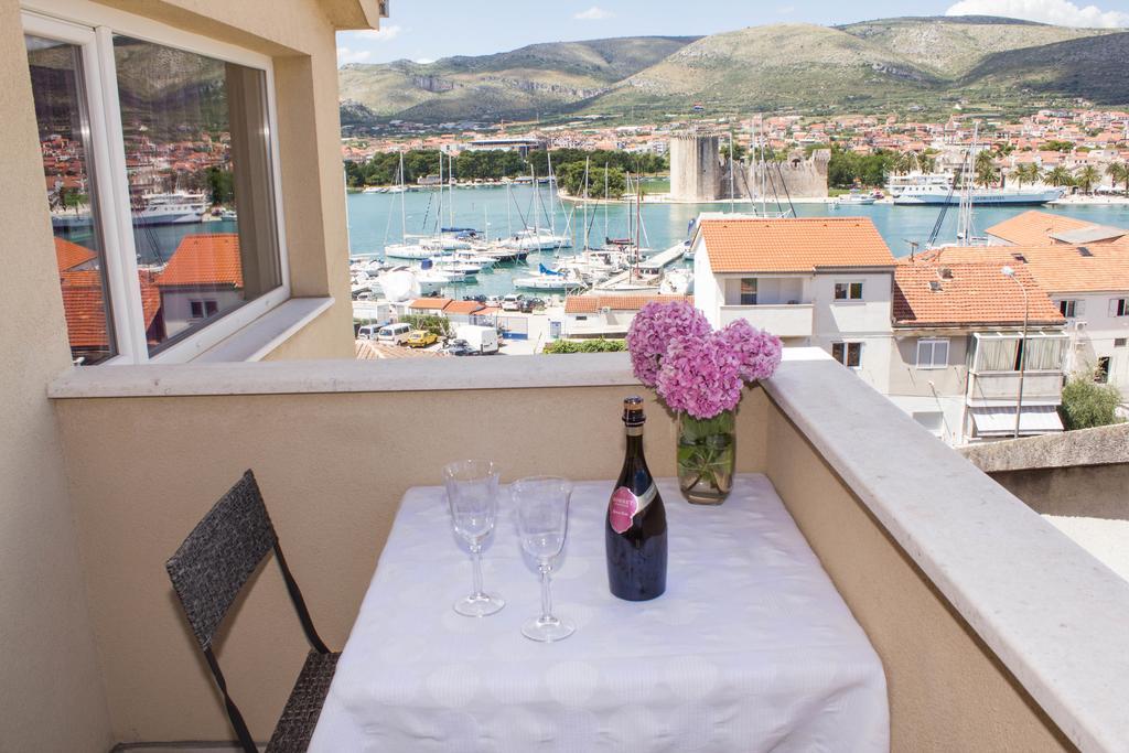 Apartments Maria Trogir Ngoại thất bức ảnh