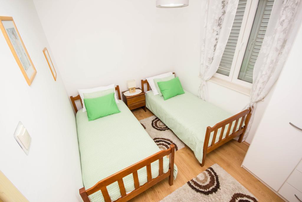 Apartments Maria Trogir Ngoại thất bức ảnh