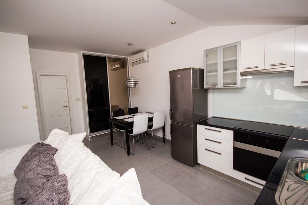 Apartments Maria Trogir Ngoại thất bức ảnh