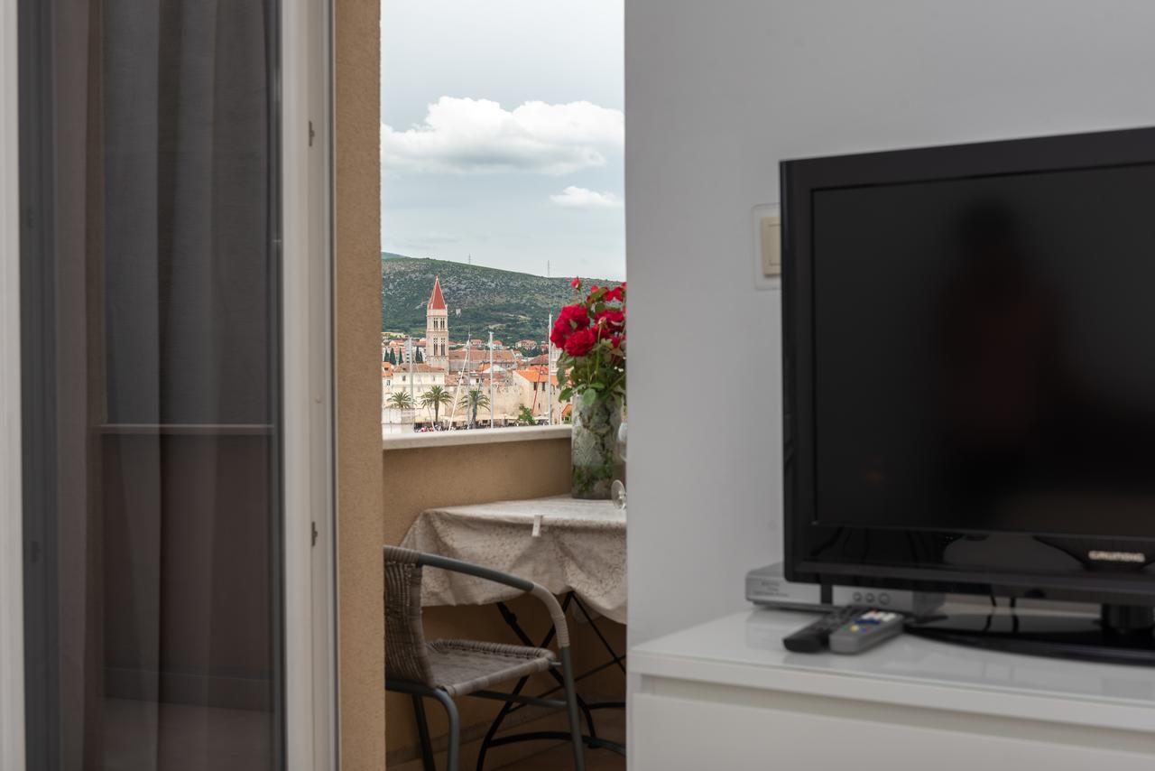 Apartments Maria Trogir Ngoại thất bức ảnh