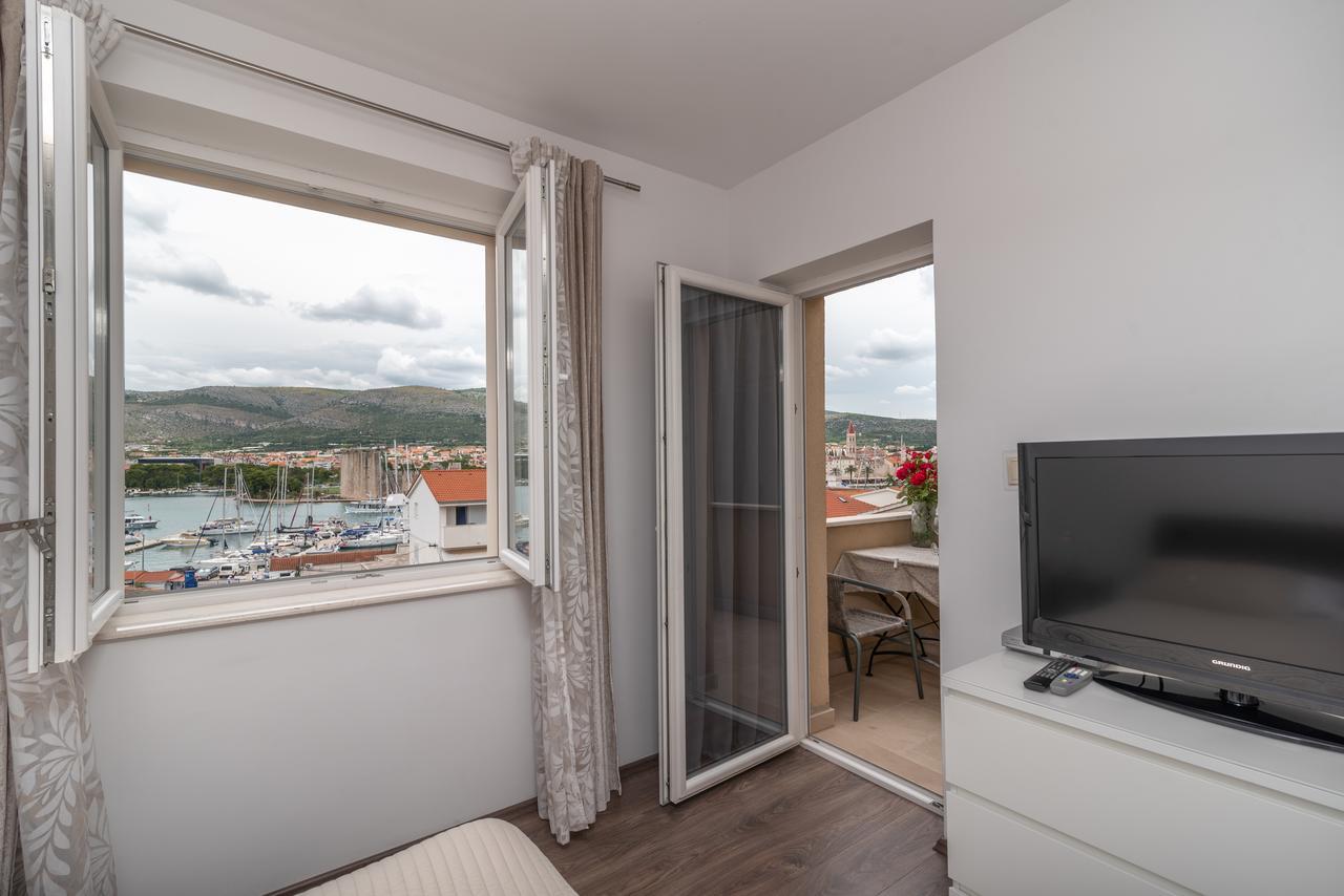 Apartments Maria Trogir Ngoại thất bức ảnh